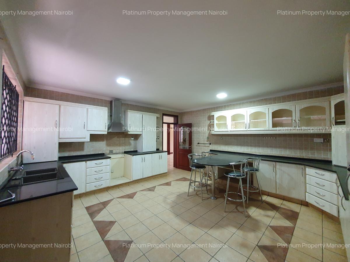 4 Bed Apartment with En Suite at Peponi Rd - 8