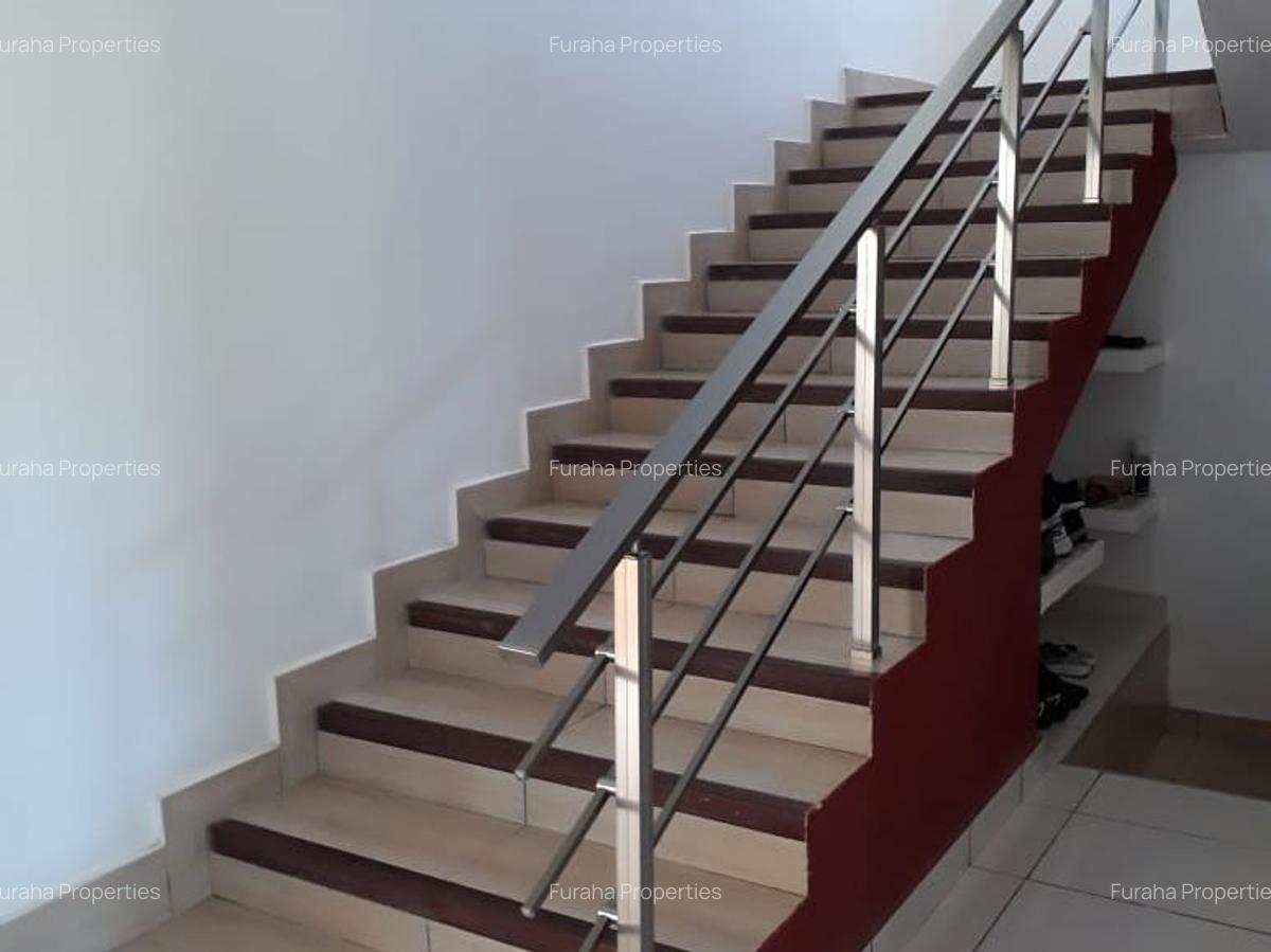 4 Bed House with En Suite at Vipingo - 3