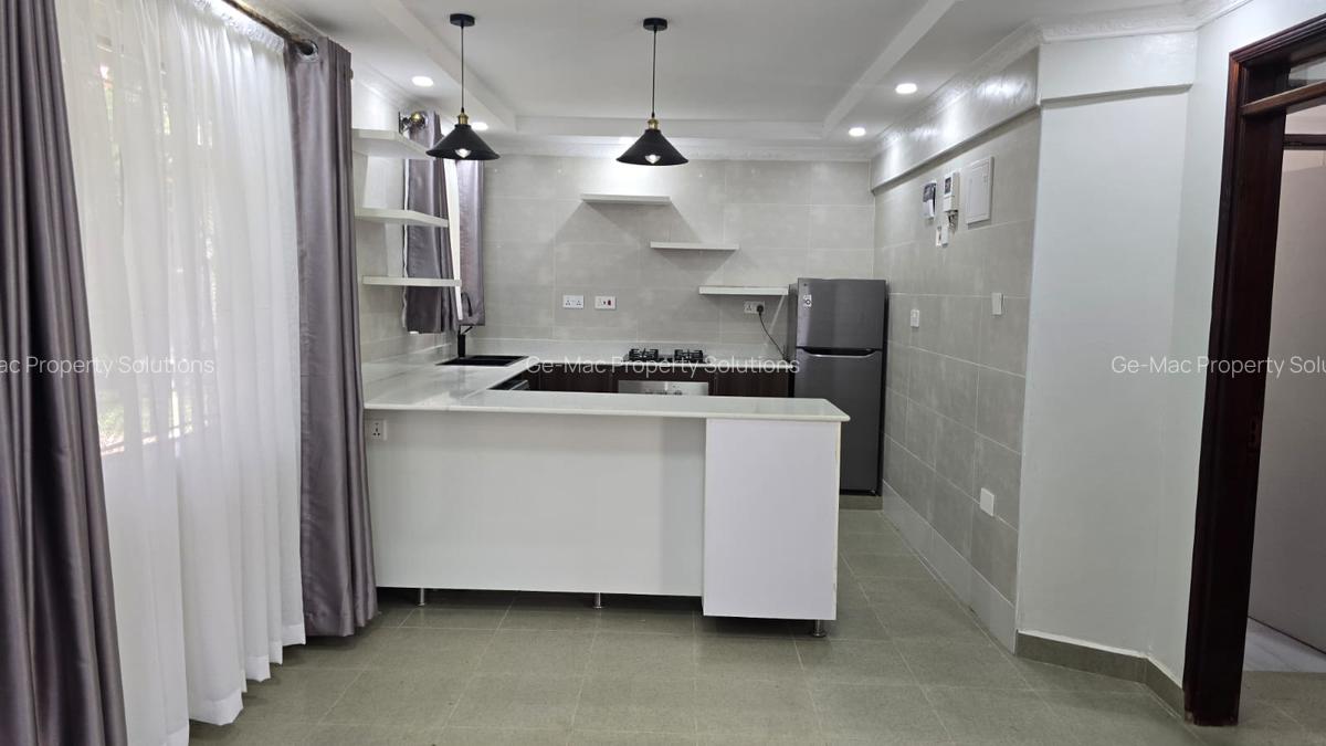 2 Bed House with En Suite in Runda - 3