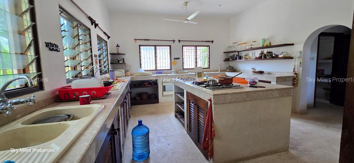 3 Bed Villa with En Suite at Kilifi - 13