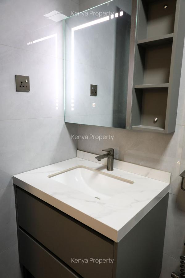 2 Bed Apartment with En Suite at Off George Padmore - 2