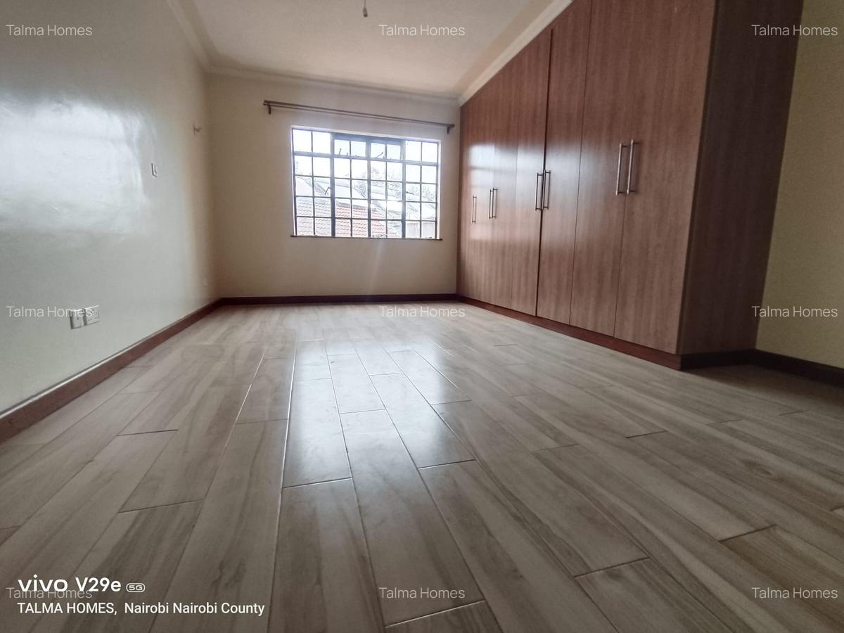 2 Bed Apartment with En Suite at Off Rhapta Road - 5
