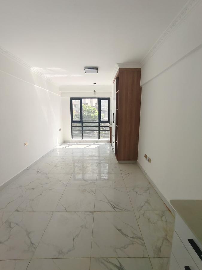 Studio Apartment with Gym in Kilimani - 2