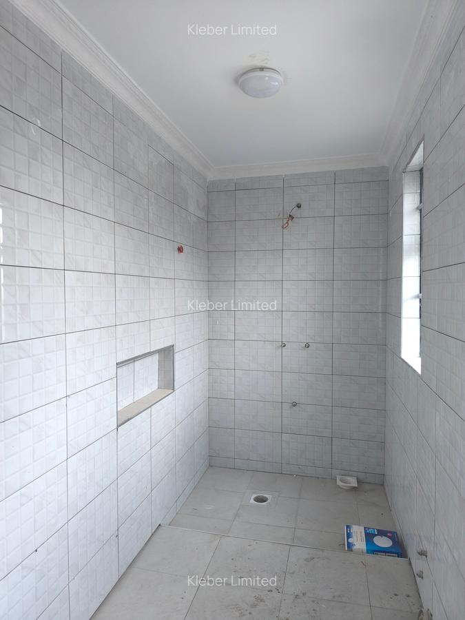 5 Bed House with En Suite in Ruiru - 11