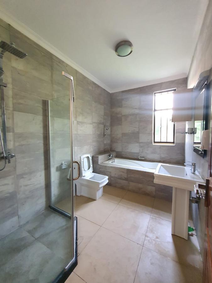 6 Bed Villa with En Suite at Westlands - 17