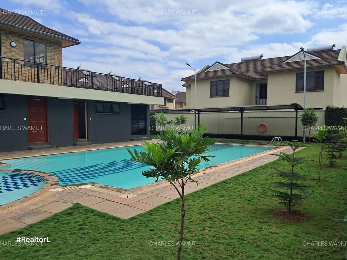 4 Bed Townhouse with En Suite at Katani Road - 1