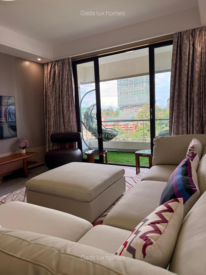 Serviced 3 Bed Apartment with En Suite at Riverside - 16