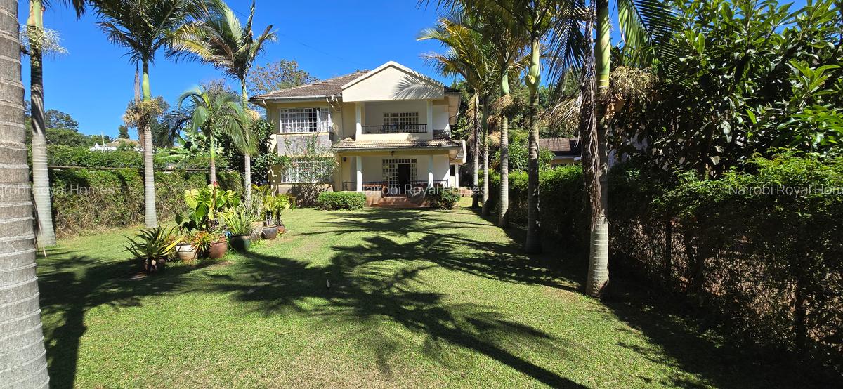 4 Bed House with En Suite at Loresho Road - 1