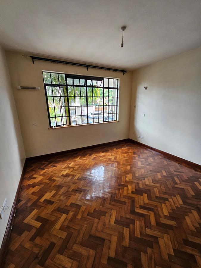 3 Bed Apartment with En Suite at Lavington - 10