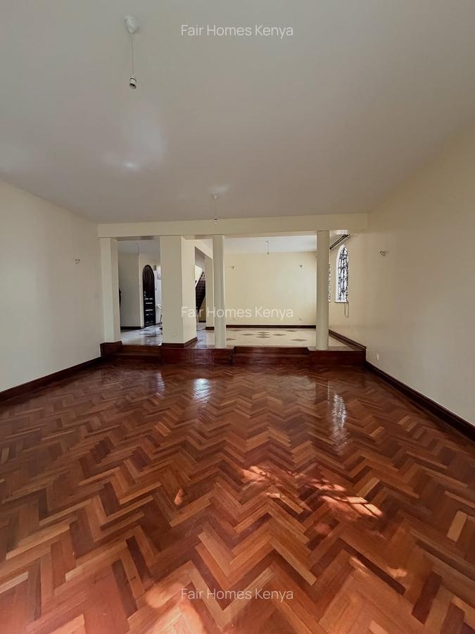 5 Bed Townhouse with En Suite at Riverside Drive - 20