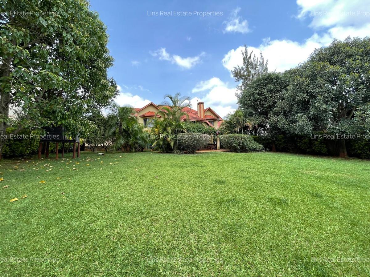 4 Bed House with En Suite in Runda - 2