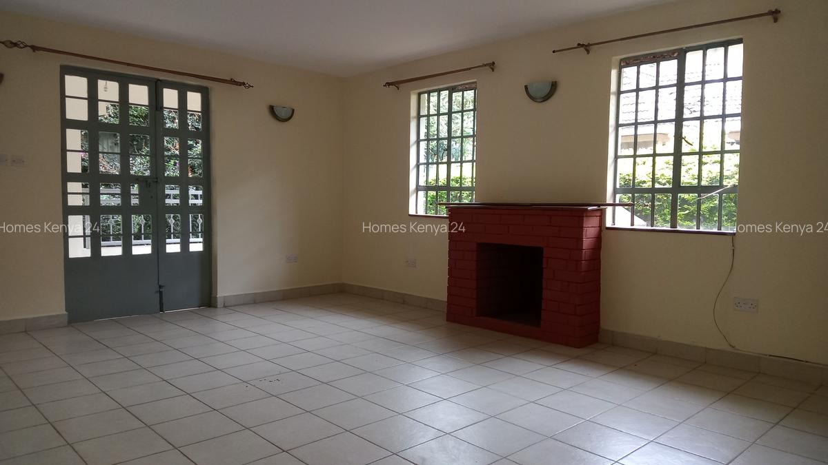 4 Bed House in Kiambu Road - 12