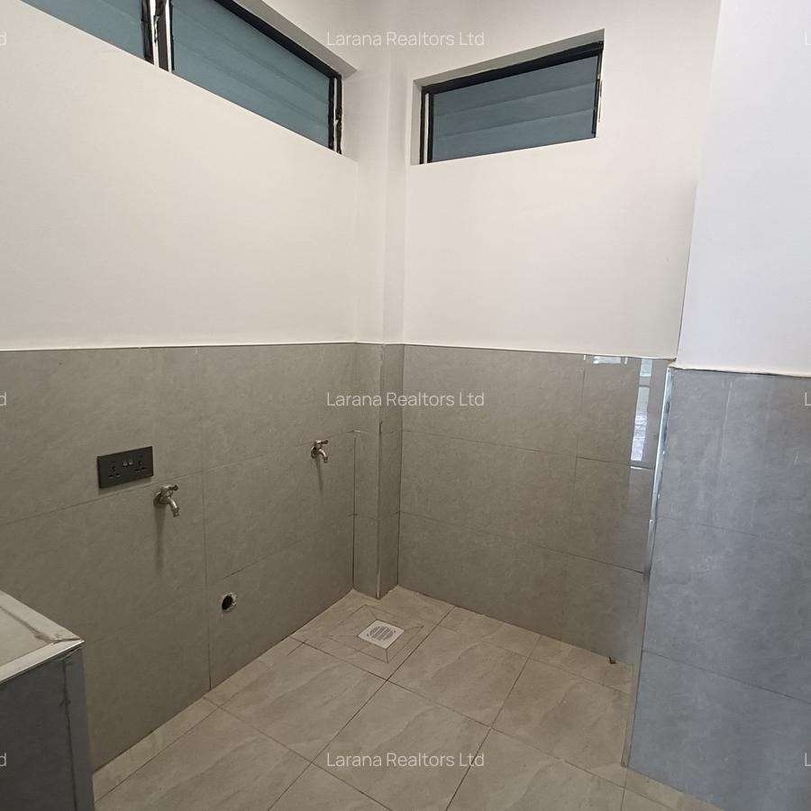 2 Bed Apartment with En Suite at Westlands Rd - 5