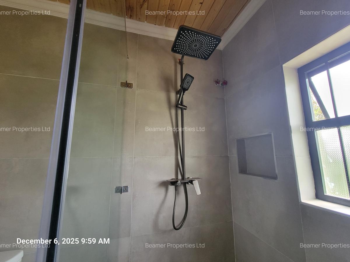 4 Bed House with En Suite at Kamakis Greenspot - 4