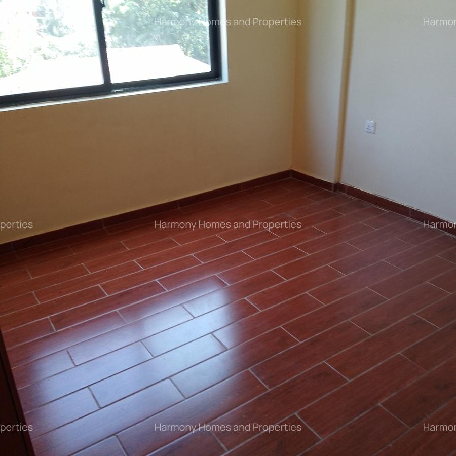 3 Bed Apartment with En Suite at Riverside - 9