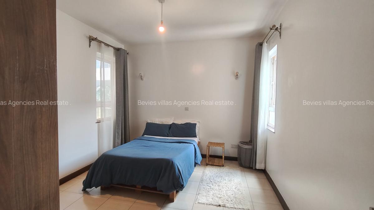 2 Bed Apartment with En Suite at Brookside - 9