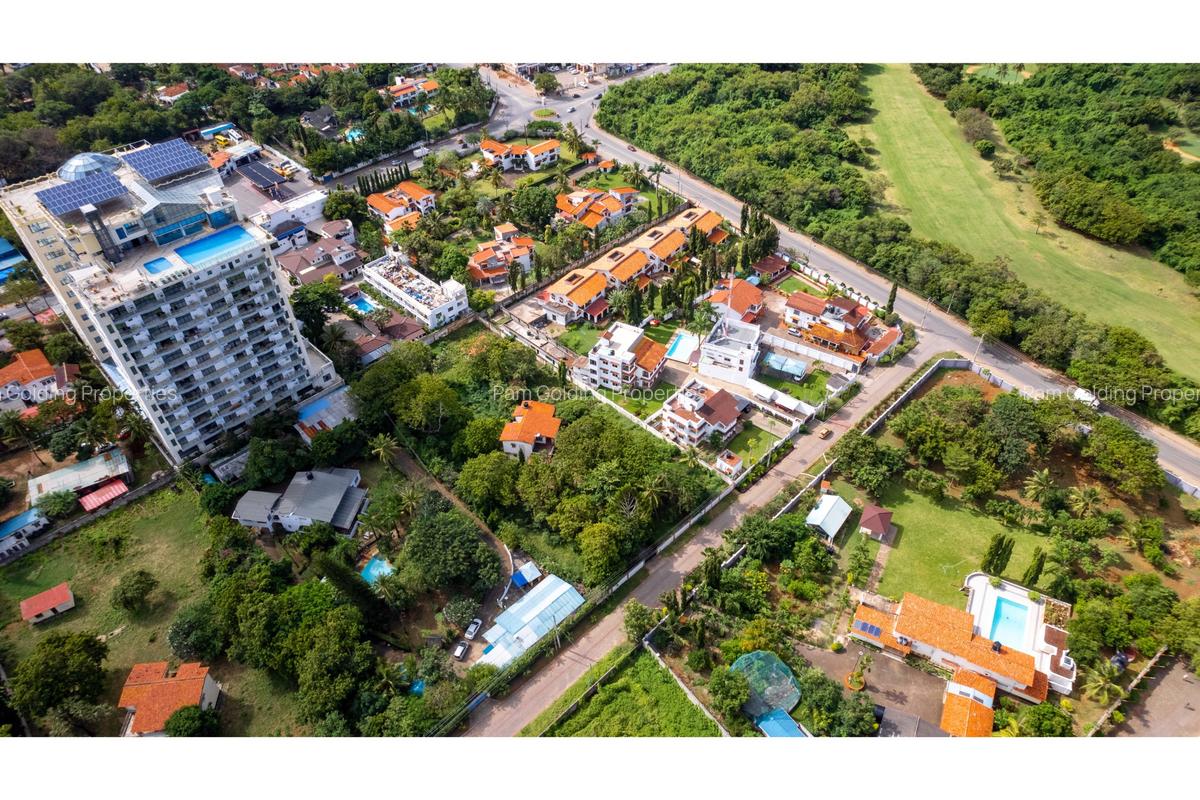 6 Bed House with En Suite in Nyali Area - 7