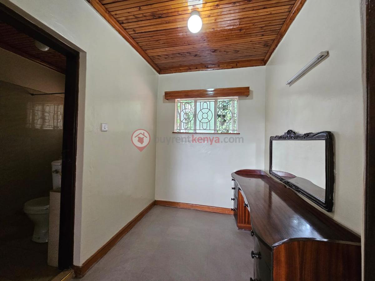 4 Bed Townhouse with En Suite in Karen - 16