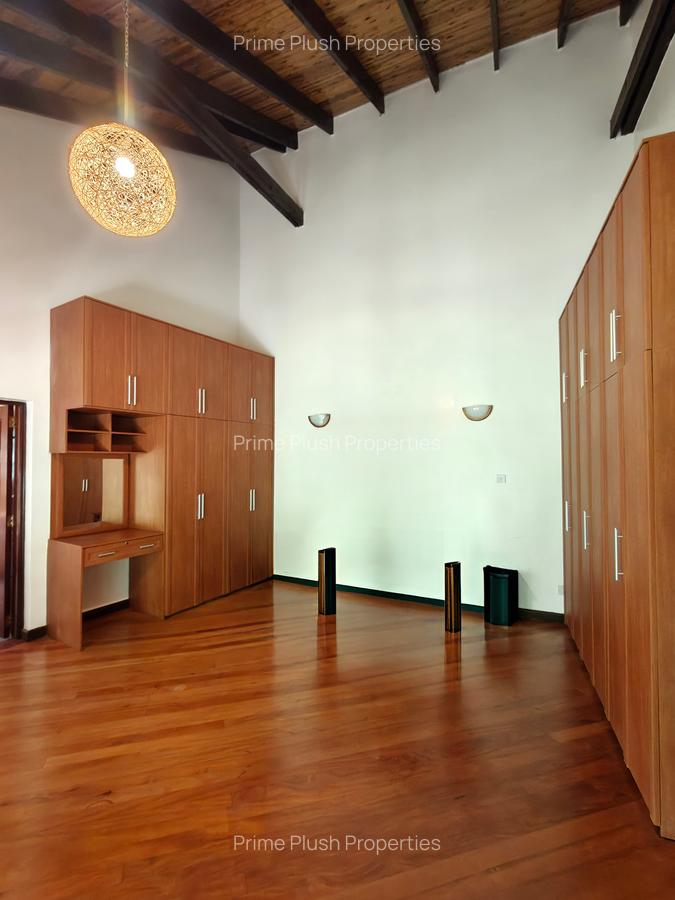 5 Bed House with En Suite in Karen - 14