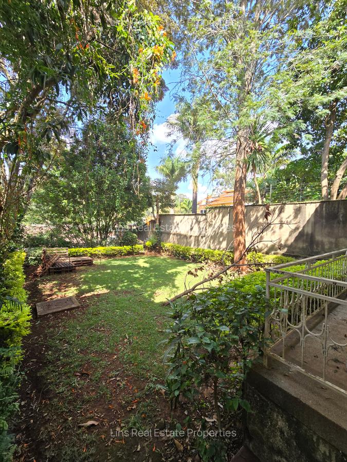 4 Bed Townhouse with En Suite in Spring Valley - 20