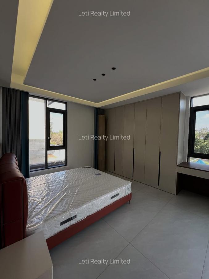 5 Bed Townhouse with En Suite in Lavington - 13