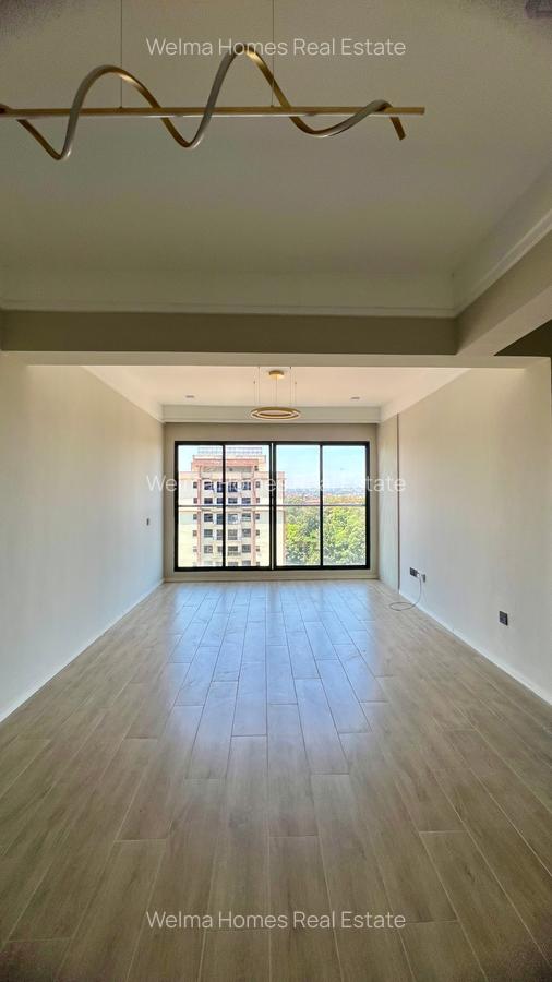 2 Bed Apartment with En Suite in Lavington - 3