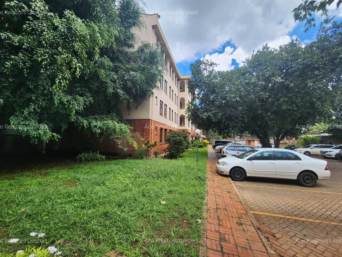 3 Bed Apartment with En Suite at Parklands Road - 3