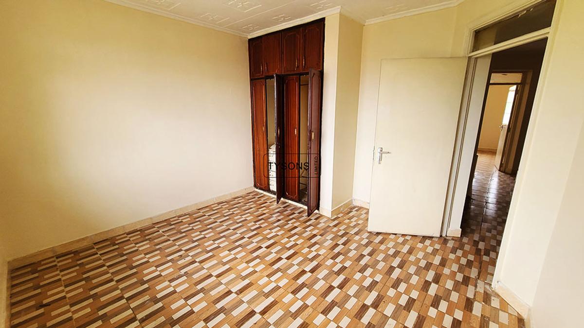 5 Bed House with En Suite in Kangemi - 8