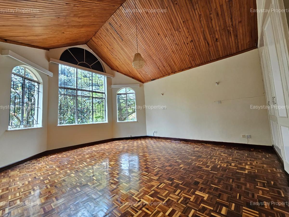 5 Bed House with En Suite in Gigiri - 12