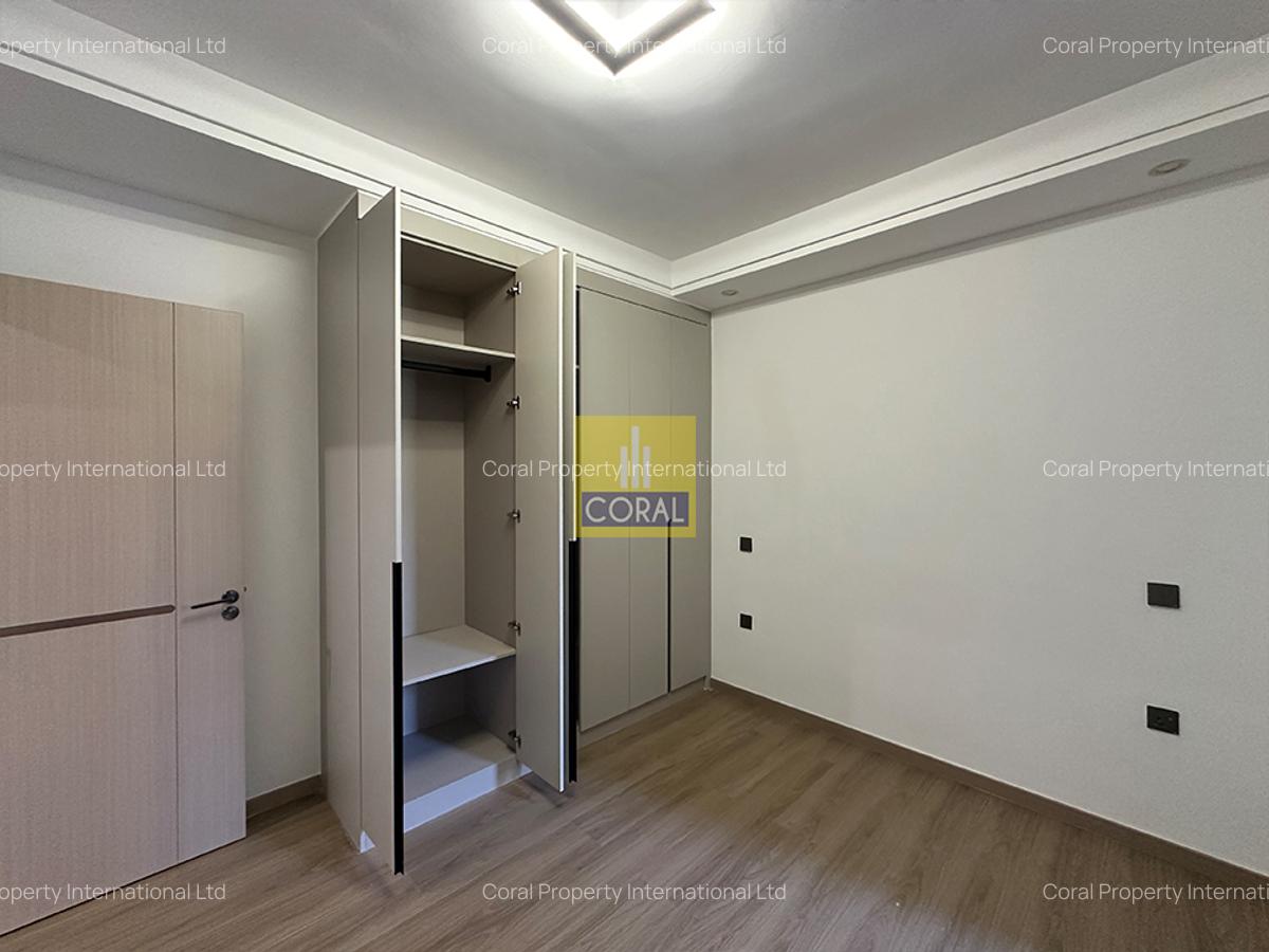 2 Bed Apartment in Riverside - 7