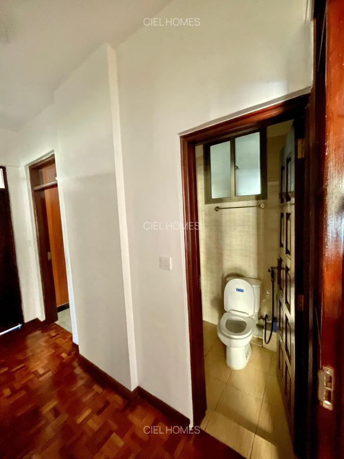 3 Bed Apartment with En Suite at Wood Avenue - 10