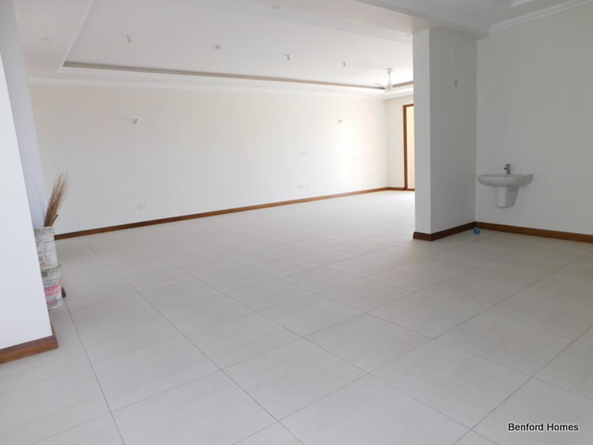 3 Bed Apartment with En Suite at Nyali - 9