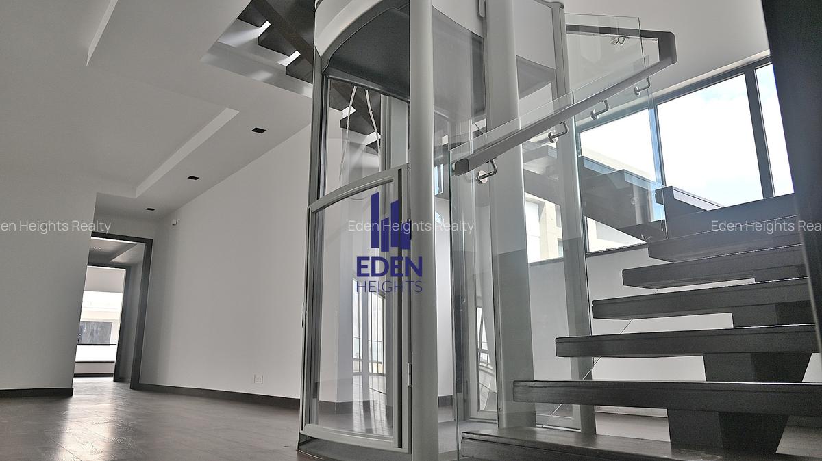 5 Bed Apartment with En Suite at General Mathenge - 12