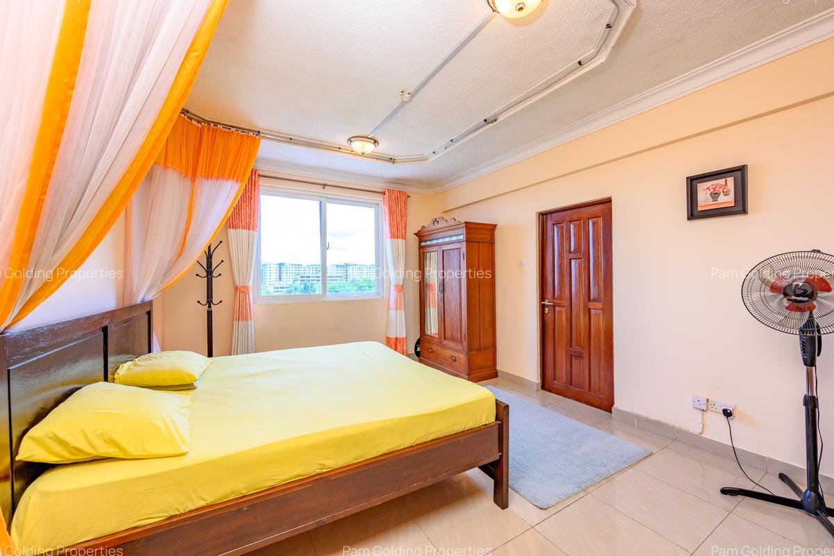 3 Bed Apartment in Kizingo - 7
