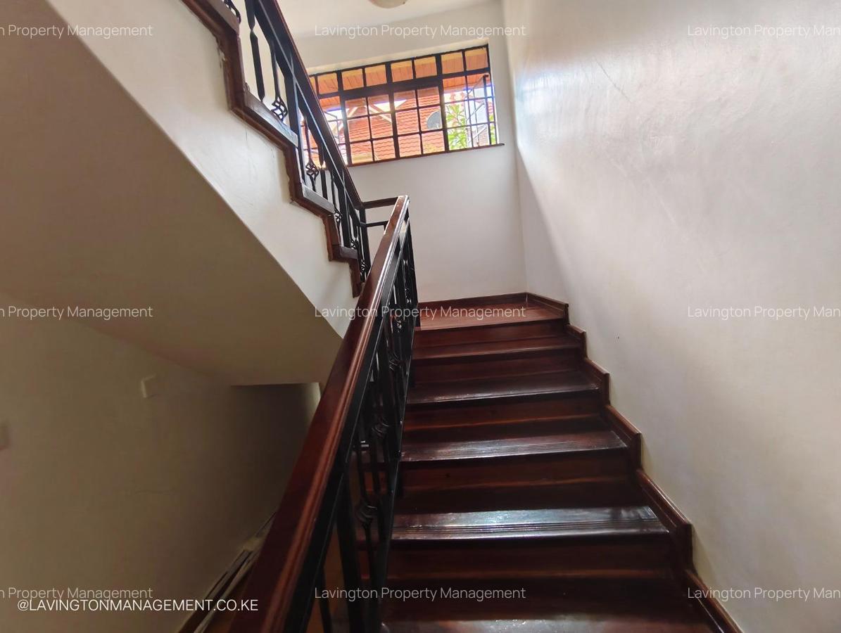 5 Bed Townhouse with En Suite at Kaputei Gardens - 10