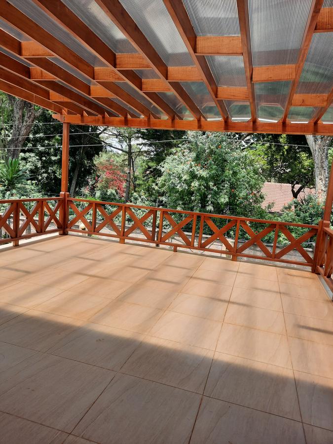 4 Bed Villa with En Suite in Lavington - 4