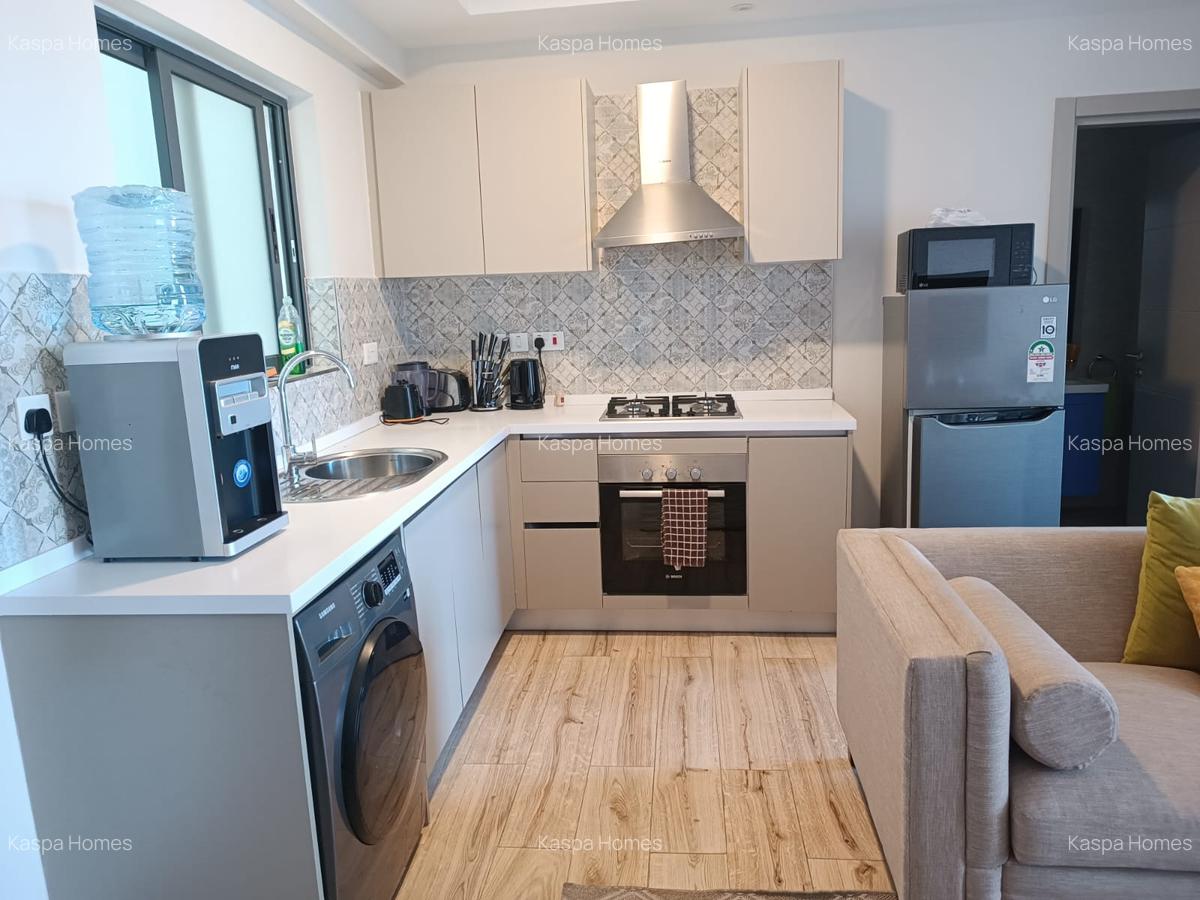 Serviced 1 Bed Apartment with En Suite in Westlands Area - 1