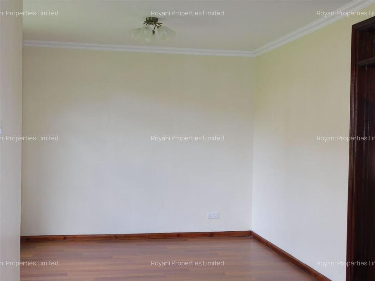 3 Bed House with En Suite at Fourways Junction Estate - 3