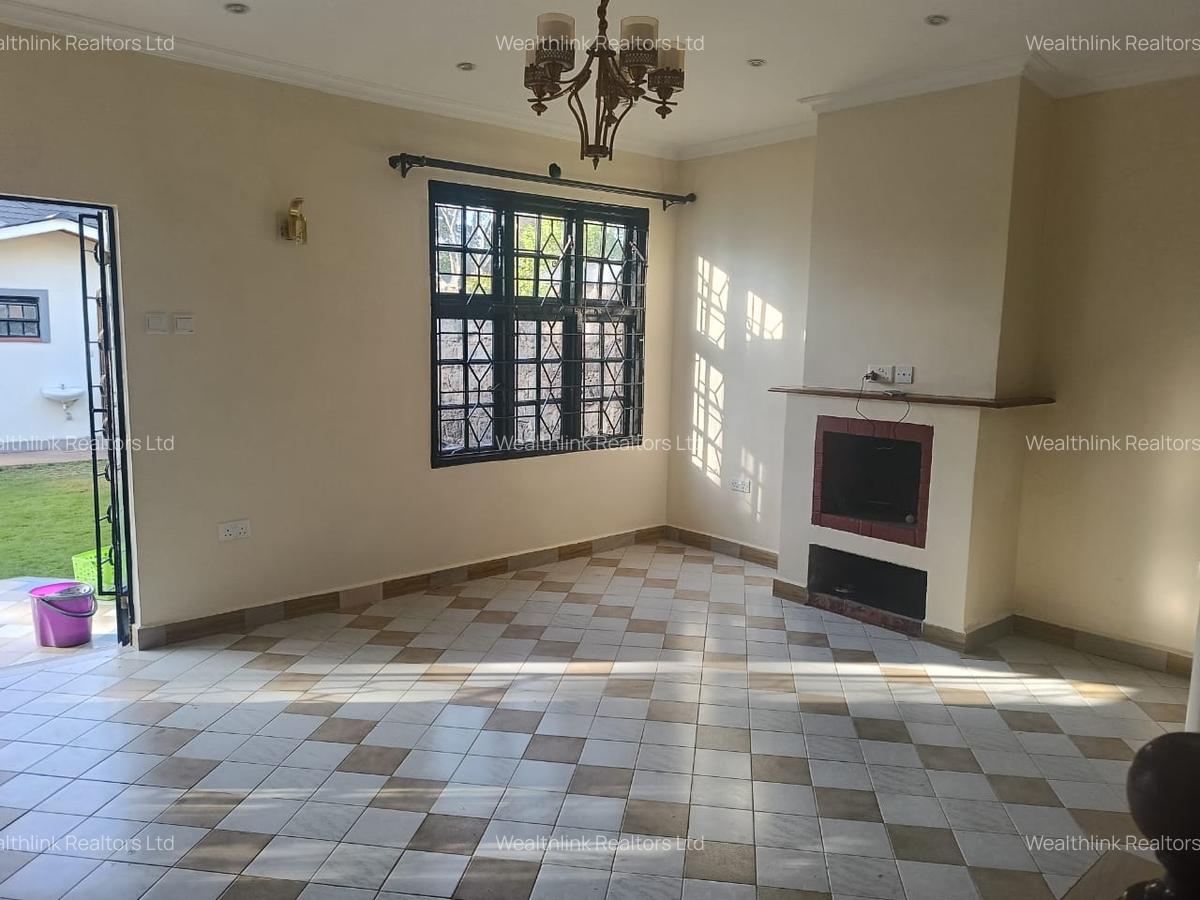 4 Bed Townhouse with En Suite at Muteero - 15