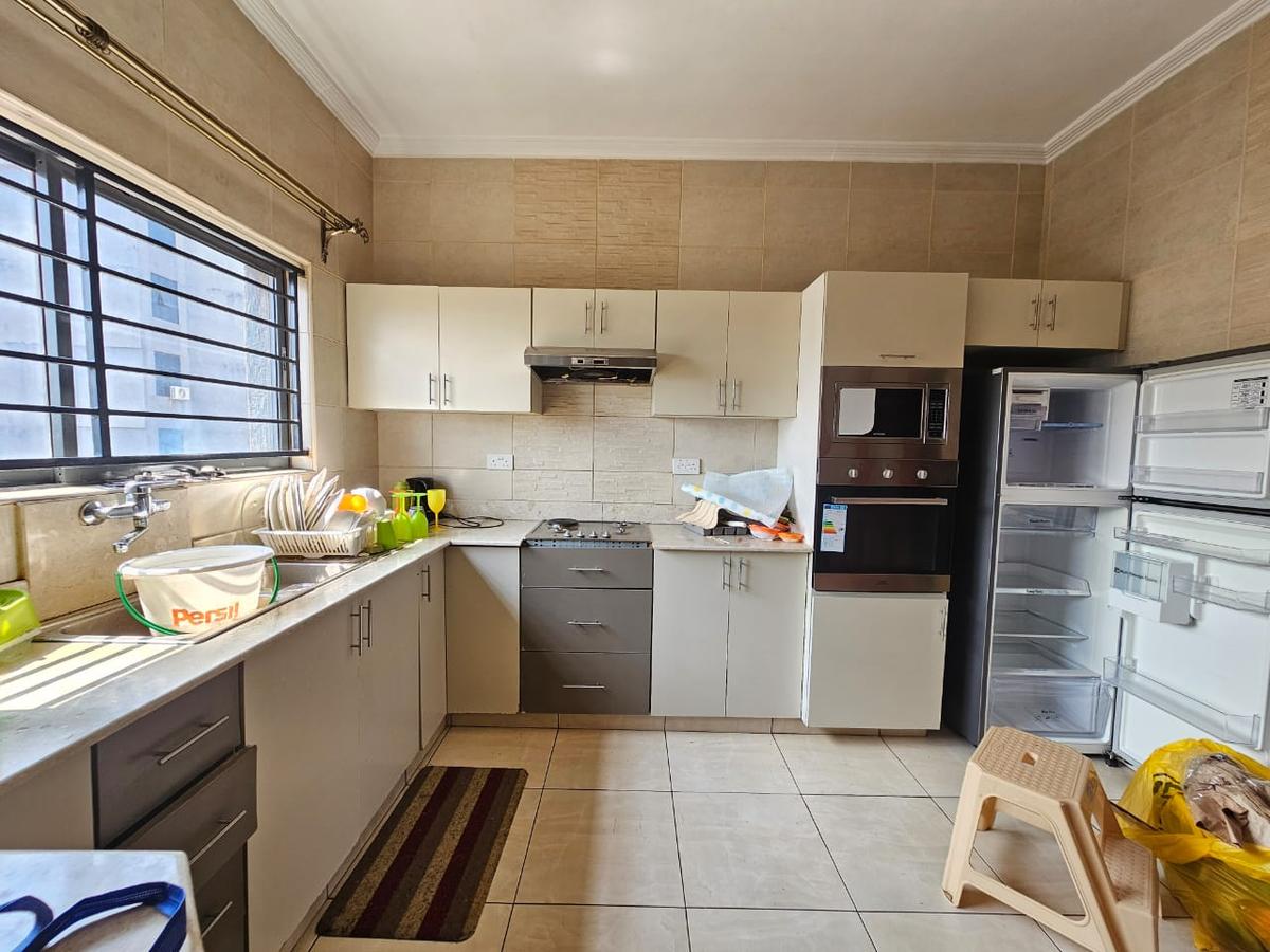 Furnished 2 Bed Apartment with En Suite in Westlands Area - 4