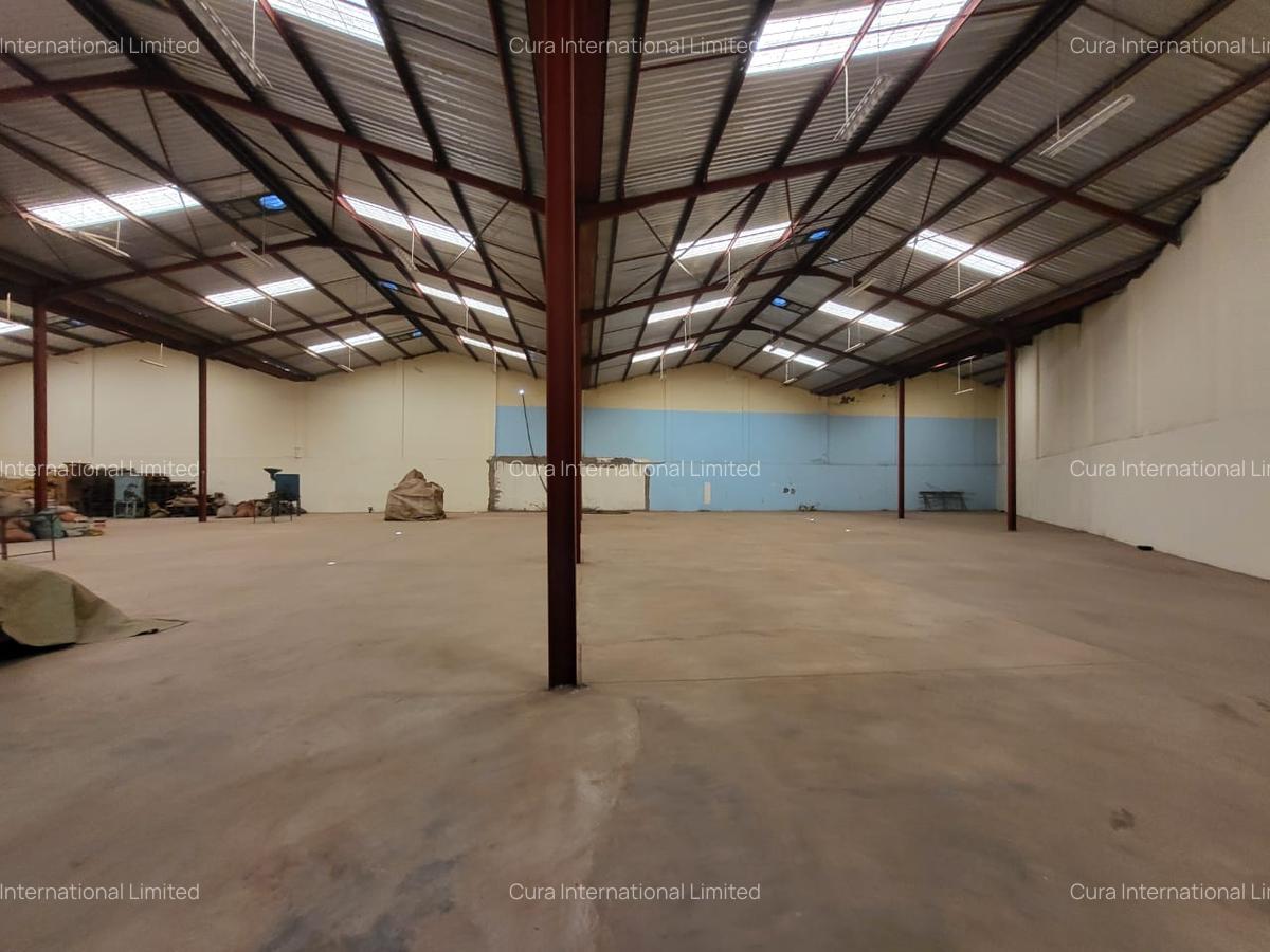 16,600 ft² Warehouse in Mombasa Road - 1