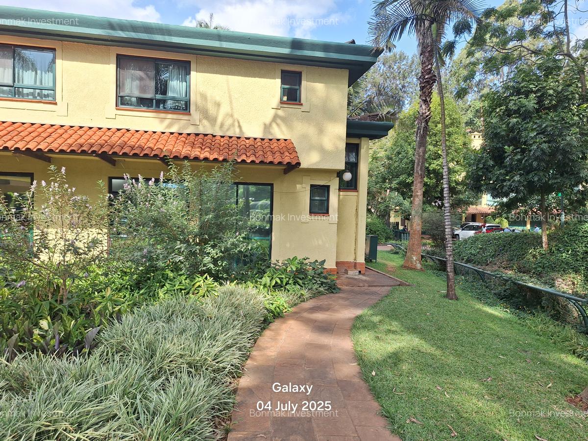 3 Bed Townhouse with En Suite at Grevelia Grove - 1