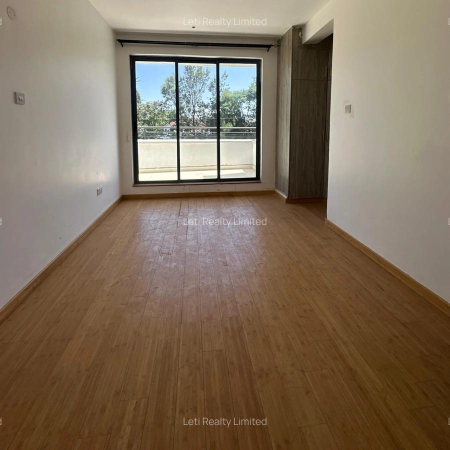 4 Bed Townhouse with En Suite in Lavington - 8