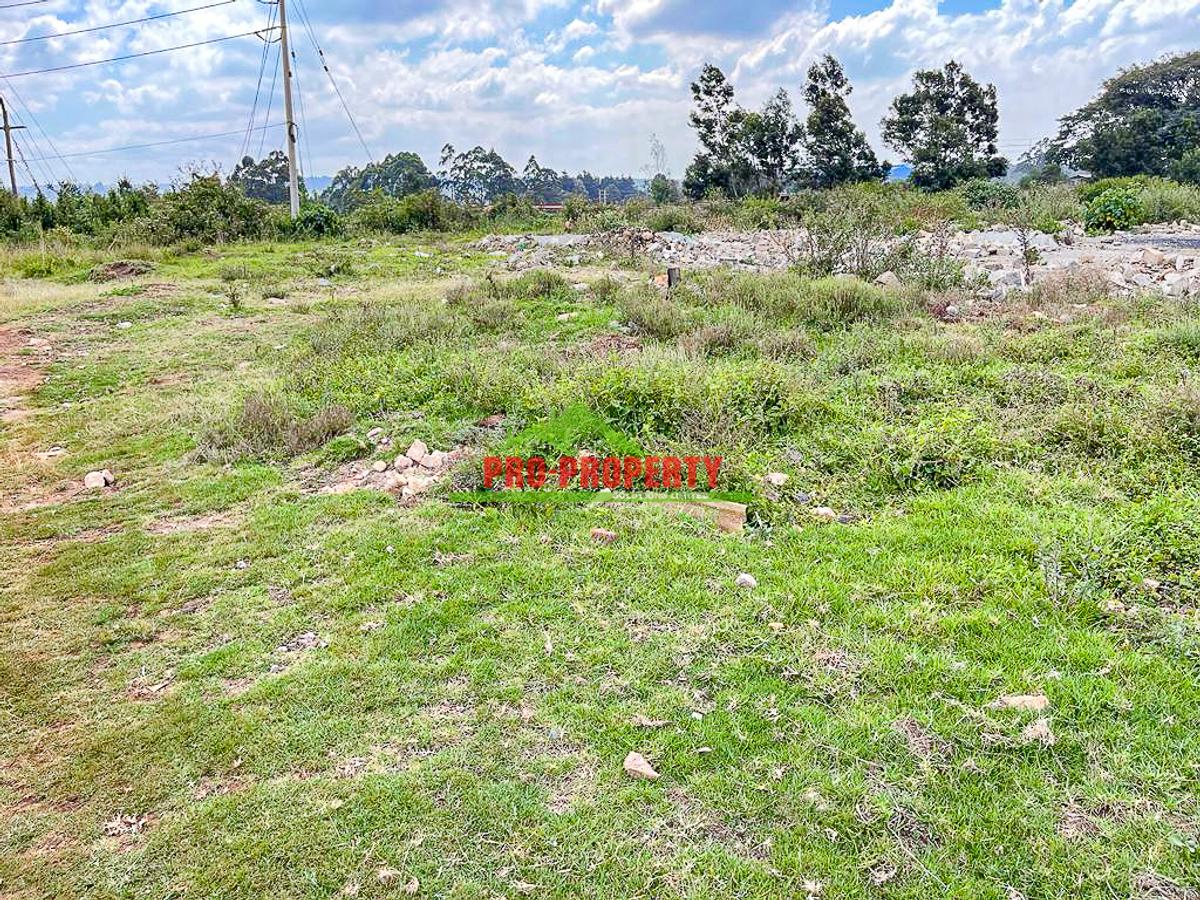 3.5 ac Land in Kikuyu Town - 2