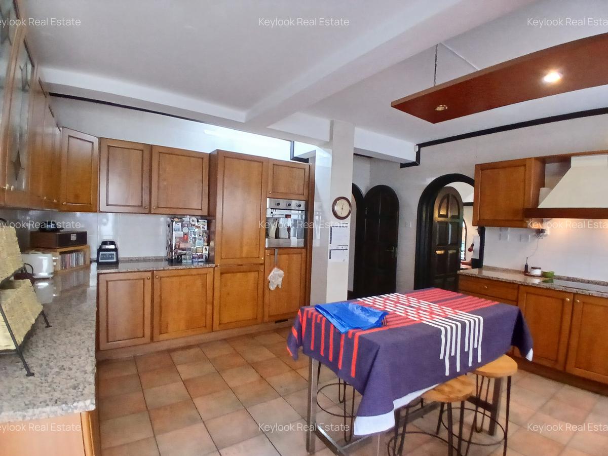 4 Bed Townhouse with En Suite at Mzima Spring - 5