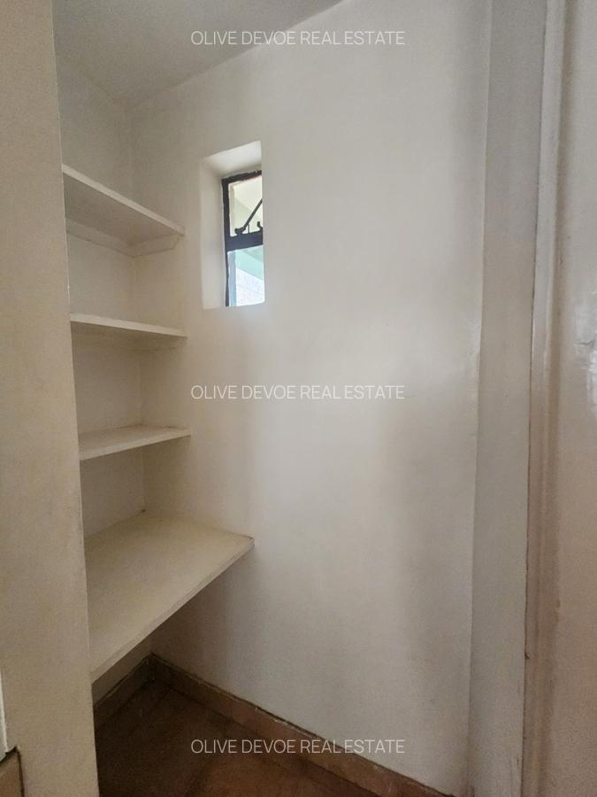 4 Bed Townhouse with En Suite in Westlands Area - 5