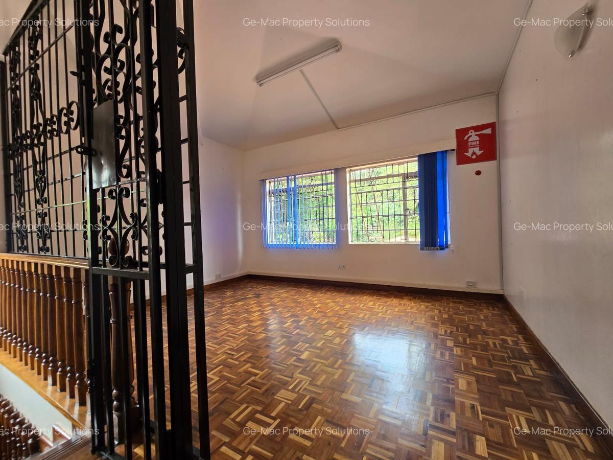 4 Bed House with En Suite in Gigiri - 4