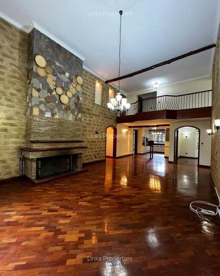 4 Bed Townhouse with En Suite at Karen - 9