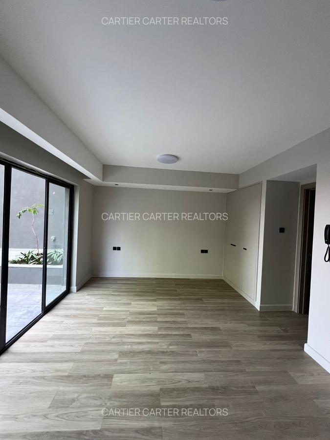 Studio Apartment with Swimming Pool in Upper Hill - 5