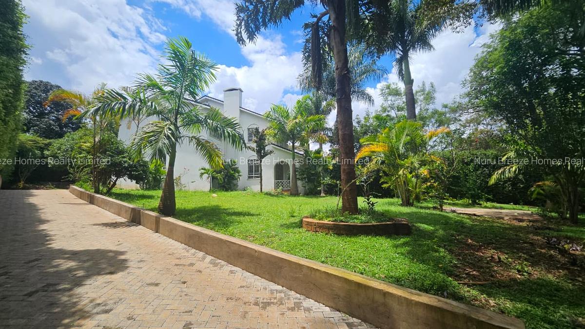 4 Bed House with En Suite in Runda - 1